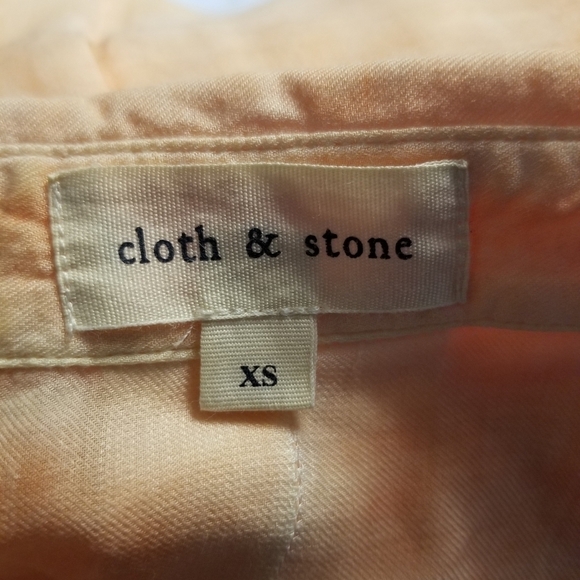 Cloth and Stone Sz XS Skyscape Blouse Button down Split Back - Picture 4 of 6